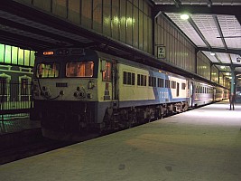 E43018, 2-12-2004, Ankara Station. Photo & copyright Graham Williams