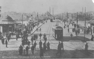 A postcard showing heavy tram traffic on Galata Bridge in 1919